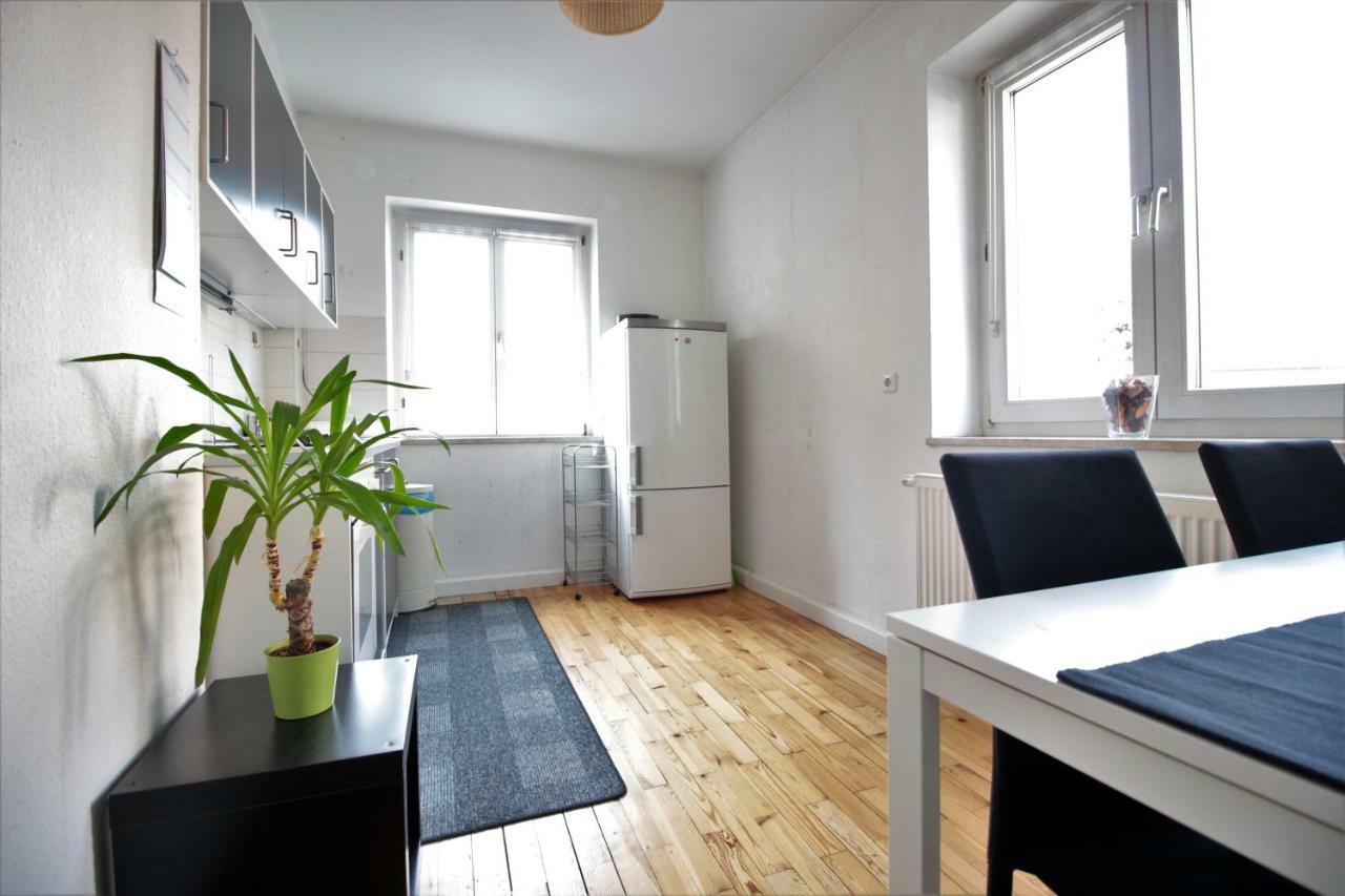 Charming 3-Bedroom Apartment With Parking Lot Вюрцбург Екстериор снимка